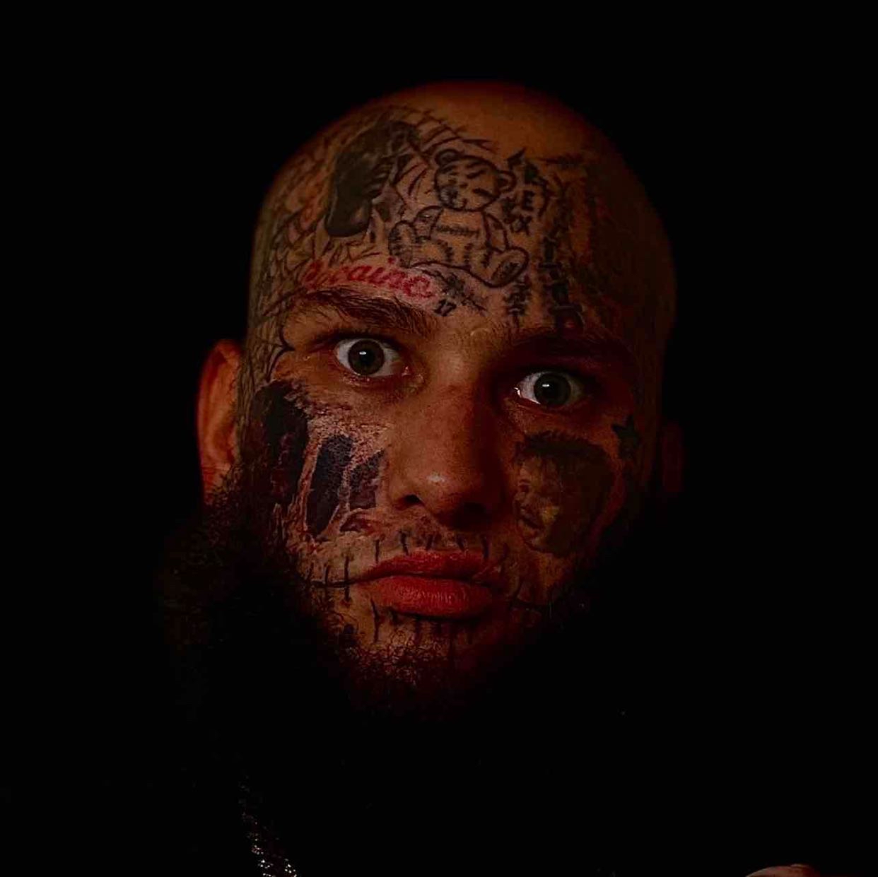 Cameo profile picture for @stitches