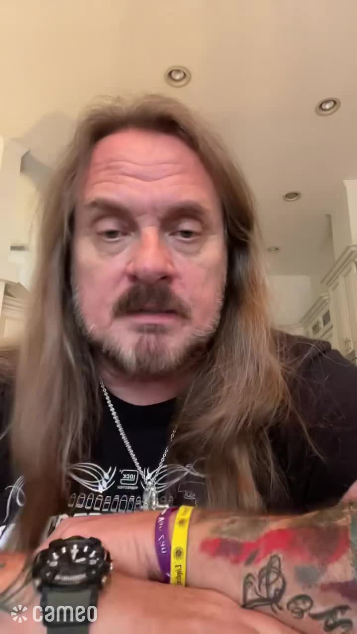 Cameo by Johnny Van Zant Cameo