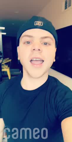 JC Mounduix for Lulu | Cameo