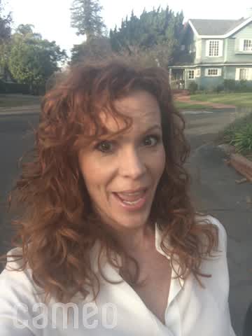 Robyn Lively for Mari | Cameo